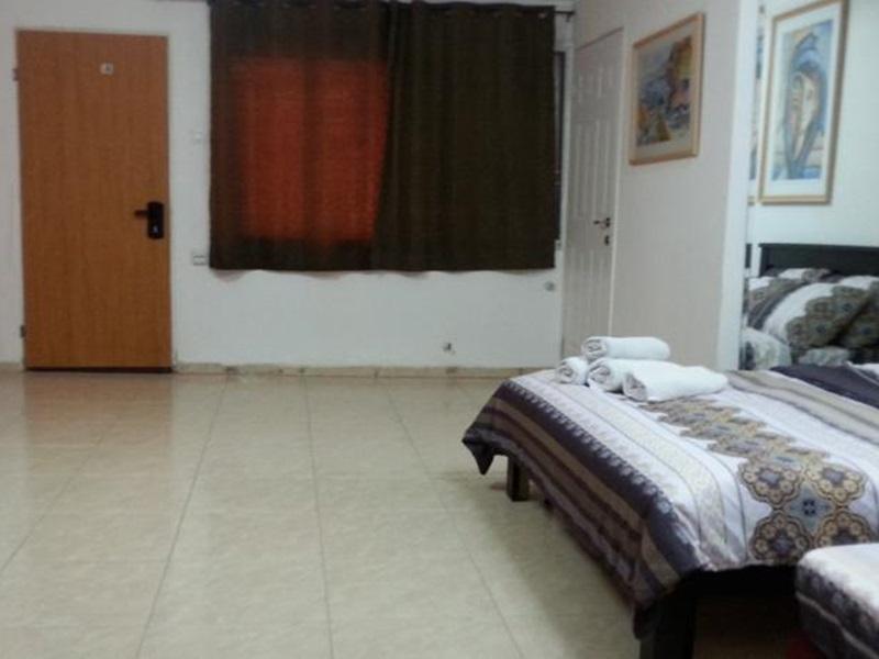 Amigo Hotel On The Beach Nahariya Exterior foto